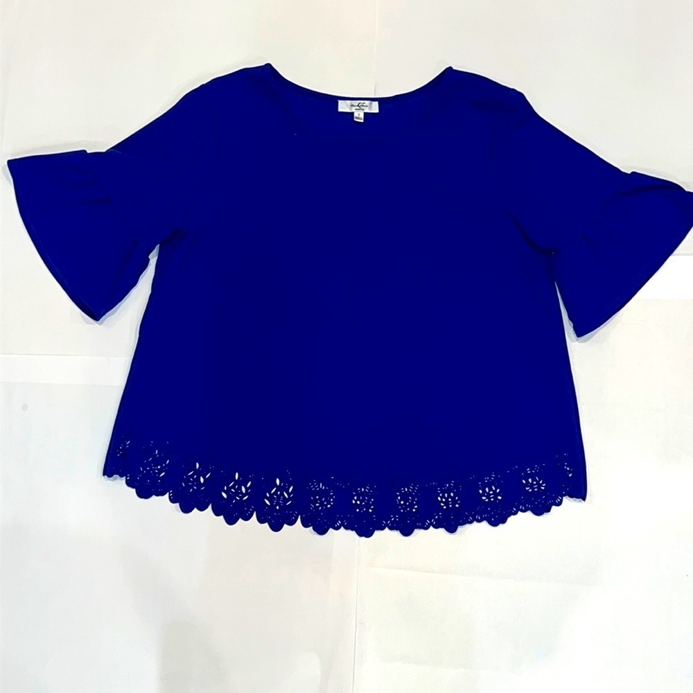 Moa Moa Woman Cobalt Blue Ruffle Sleeve Blouse Size 1X Laser Cut Hem